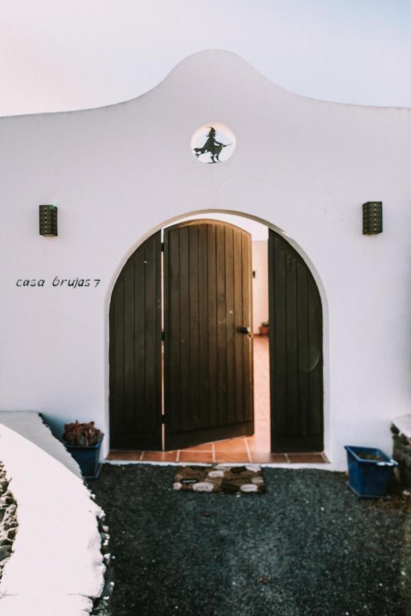 Casa Brujas Lajares Villa Exterior photo